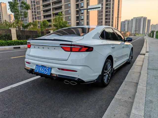 Geely Xingrui — Фото автомобиля 4