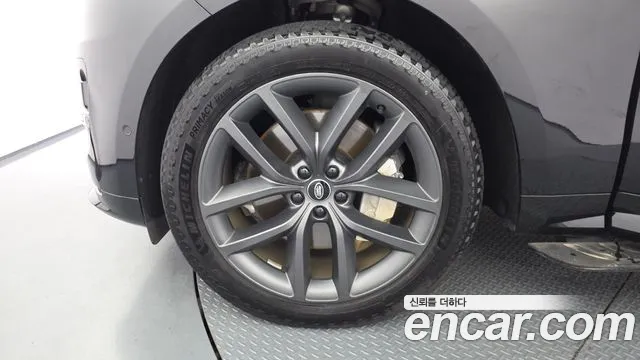 Land Rover Range Rover Sport — Фото автомобиля 5