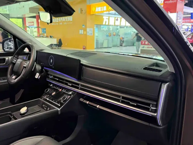 Hyundai Santa Fe — Фото автомобиля 8