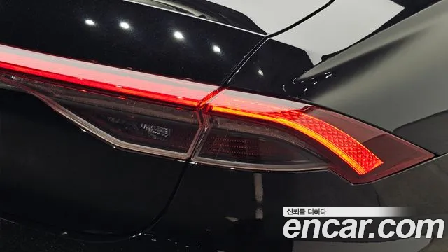 Hyundai Grandeur Grandeur (New) Hybrid — Фото автомобиля 8
