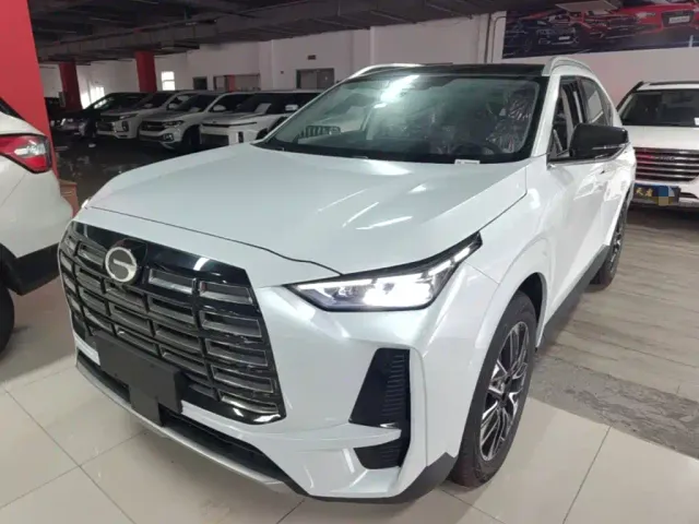 Фотография автомобиля — GAC Trumpchi GS4