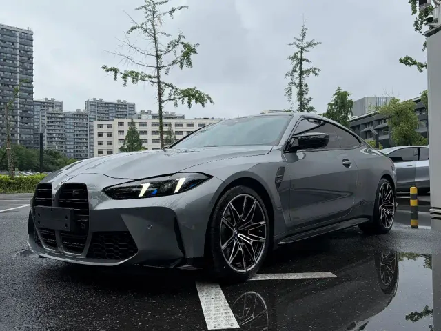 BMW M4 — Фото автомобиля 2