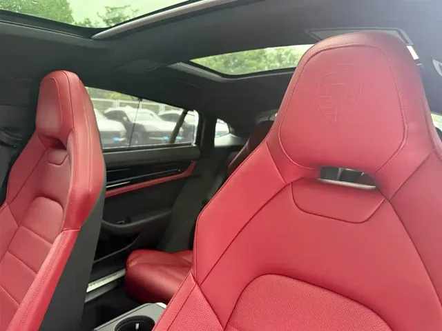 Porsche Panamera — Фото автомобиля 9