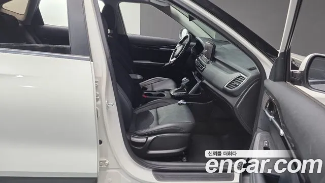 Kia Seltos Seltos Бензин 1.6 турбо 2WD — Фото автомобиля 26