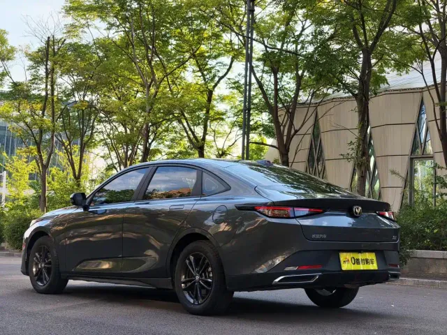 Changan Lamore — Фото автомобиля 6