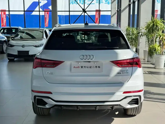 Audi Q3 — Фото автомобиля 4