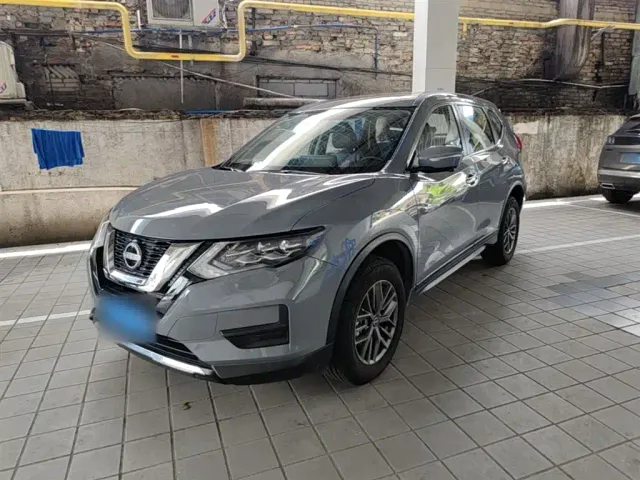Фотография автомобиля — Nissan X-Trail
