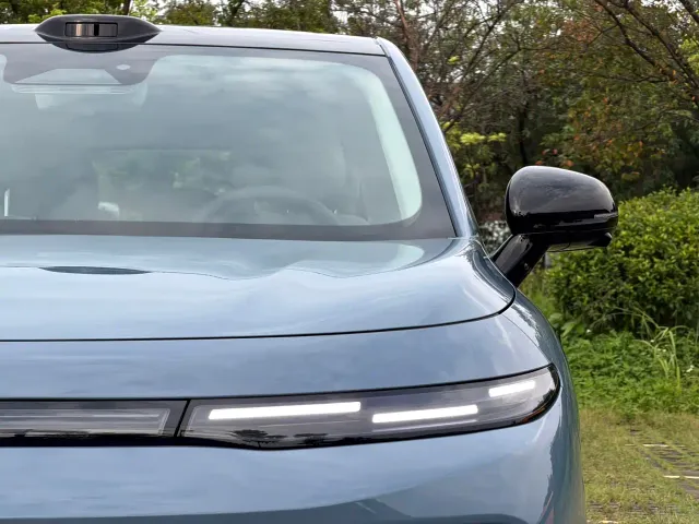 Leapmotor B10 — Фото автомобиля 4