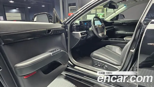 Hyundai Grandeur Grandeur (GN7) 2.5 Бензин 2WD — Фото автомобиля 11