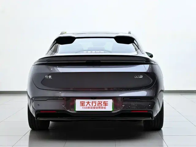 Zeekr 007 GT — Фото автомобиля 8