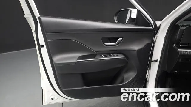 Hyundai Kona — Фото автомобиля 13