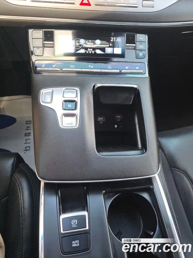 Hyundai Grandeur (New) Hybrid — Фото автомобиля 16