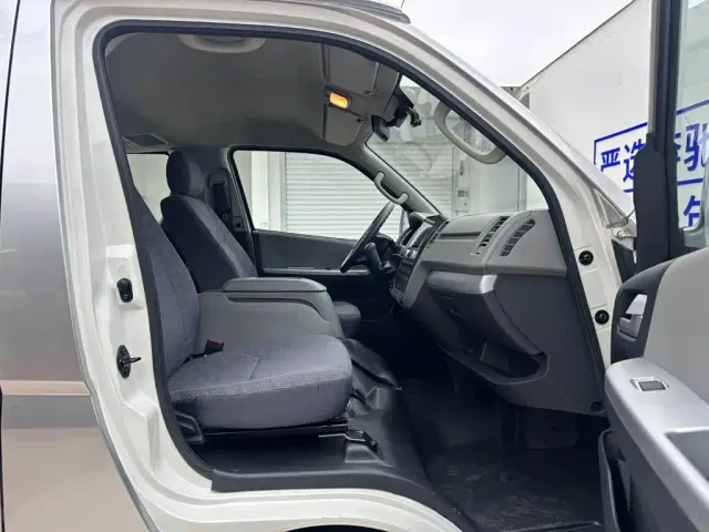 Foton Fengjing G7 — Фото автомобиля 20