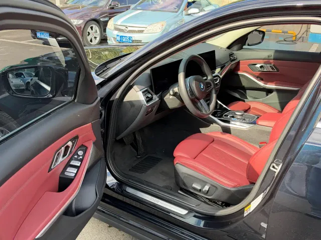 BMW i3 — Фото автомобиля 4