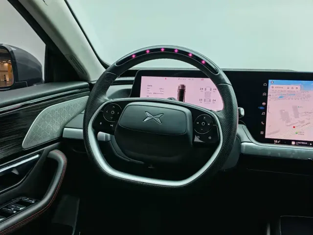 Xpeng P7 — Фото автомобиля 14
