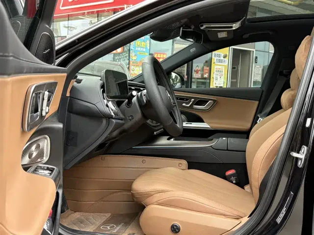 Mercedes-Benz Mercedes-Benz E-Class 2026 E 300 L Luxury — Фото автомобиля 6