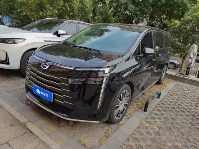 Фотография автомобиля — GAC Trumpchi E8