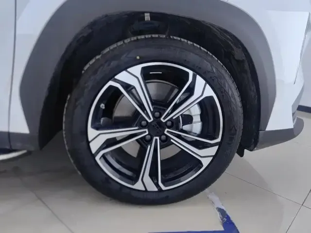 Geely Galaxy L7 — Фото автомобиля 6