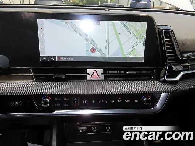 Kia Sportage Sportage 5-е поколение Бензин 1.6 Turbo 4WD — Фото автомобиля 13