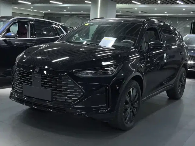 Фотография автомобиля — BYD Tang