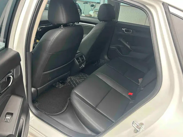 Honda Civic — Фото автомобиля 4