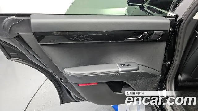 Hyundai Grandeur Grandeur (GN7) 3.5 Бензин 2WD — Фото автомобиля 25