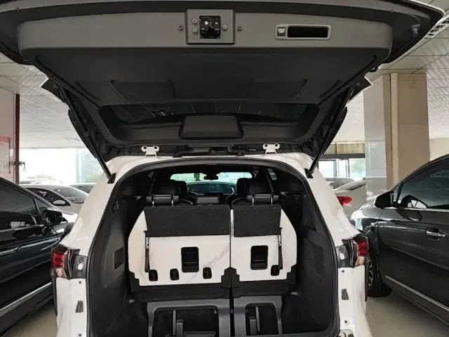 Toyota Granvia — Фото автомобиля 18