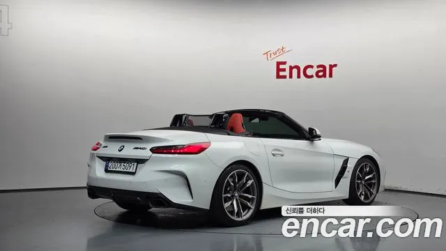 BMW Z4 — Фото автомобиля 2