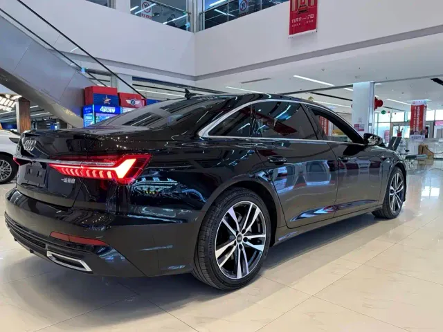 Audi A6L — Фото автомобиля 13