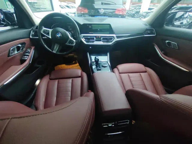 BMW 3 Series — Фото автомобиля 14