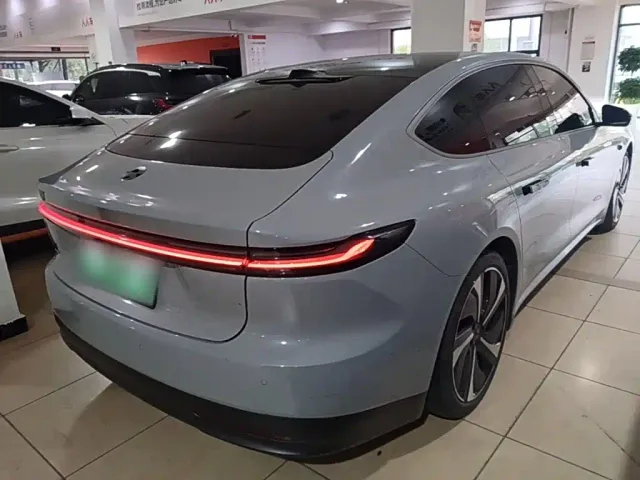 Nio ET7 — Фото автомобиля 6