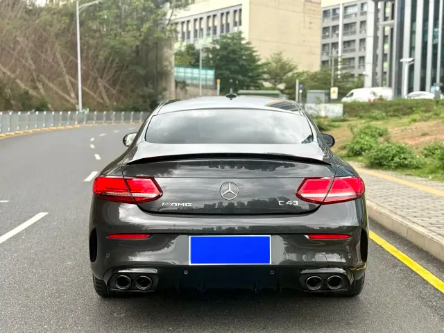 Mercedes-Benz C-Class AMG — Фото автомобиля 14