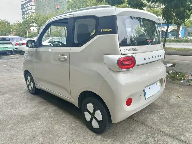 Wuling Hongguang Mini EV — Фото автомобиля 12