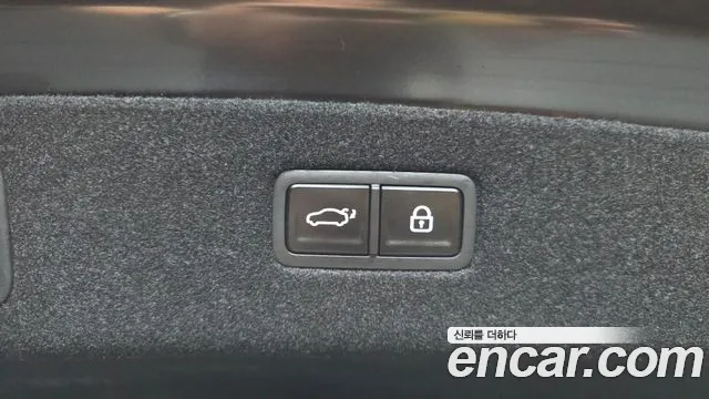 Genesis G90 Бензин 3.5 турбо AWD — Фото автомобиля 12
