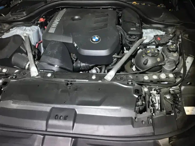 BMW 5 Series — Фото автомобиля 10