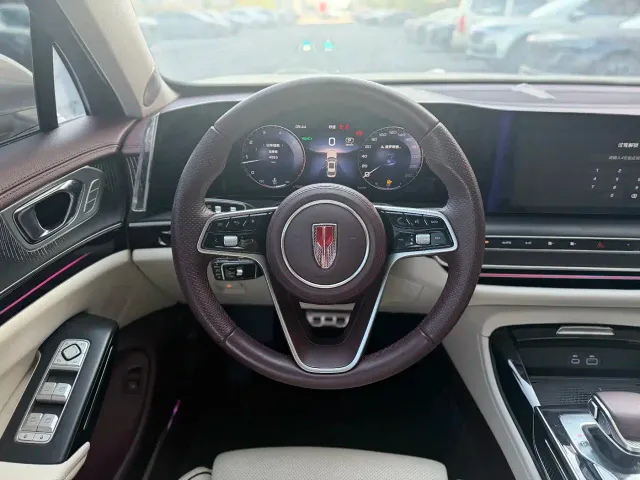 Hongqi H9 — Фото автомобиля 11