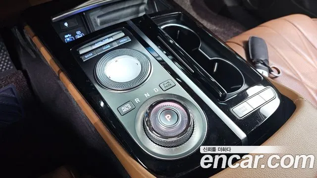 Genesis G80 RG3 — Фото автомобиля 12