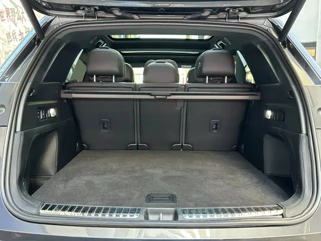 Li Auto L7 — Фото автомобиля 8
