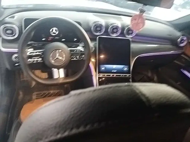 Mercedes-Benz C-Class — Фото автомобиля 9