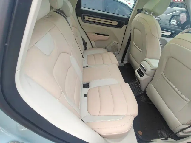 Geely ICON — Фото автомобиля 11