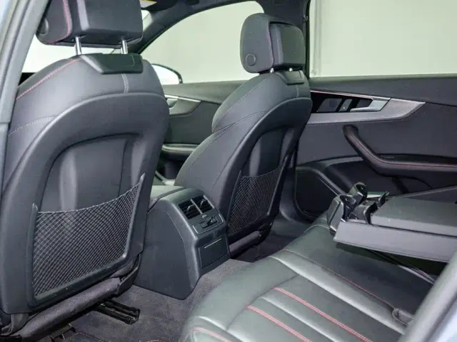 Audi A4L — Фото автомобиля 17