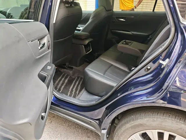 Toyota Harrier — Фото автомобиля 14