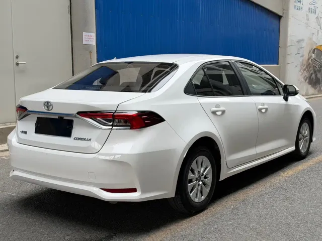 Toyota Corolla — Фото автомобиля 4