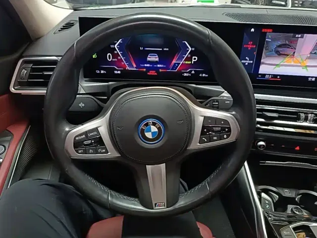 BMW i3 — Фото автомобиля 10