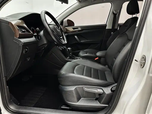 Volkswagen Tharu — Фото автомобиля 11