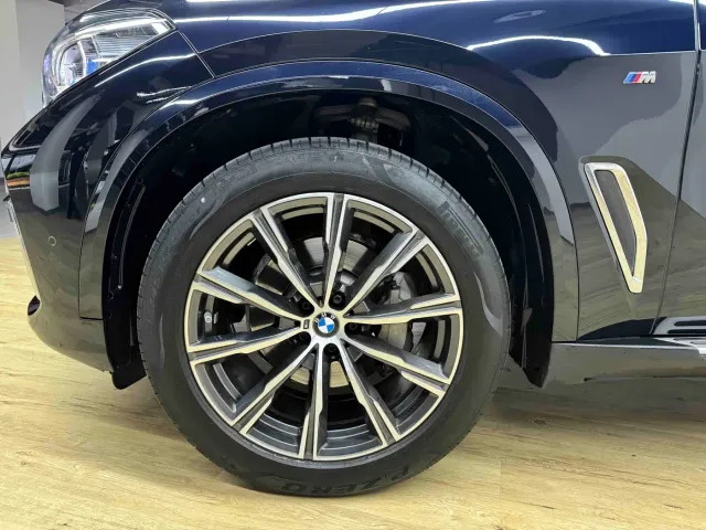 BMW X5 — Фото автомобиля 6