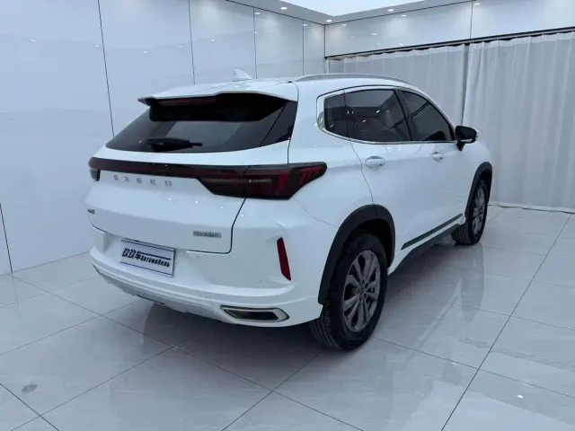 Exeed LX — Фото автомобиля 4