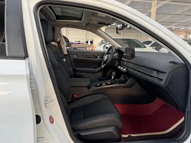 Honda Civic — Фото автомобиля 16