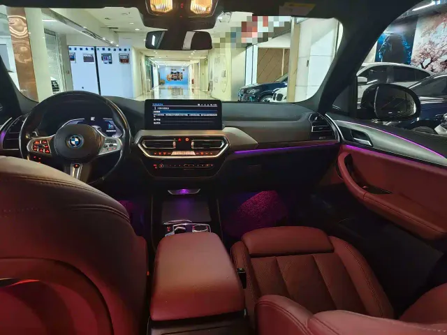 BMW BMW iX3 2023 Pioneer Type — Фото автомобиля 10