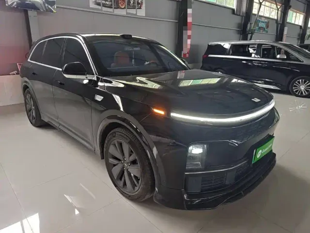 Li Auto L7 — Фото автомобиля 3